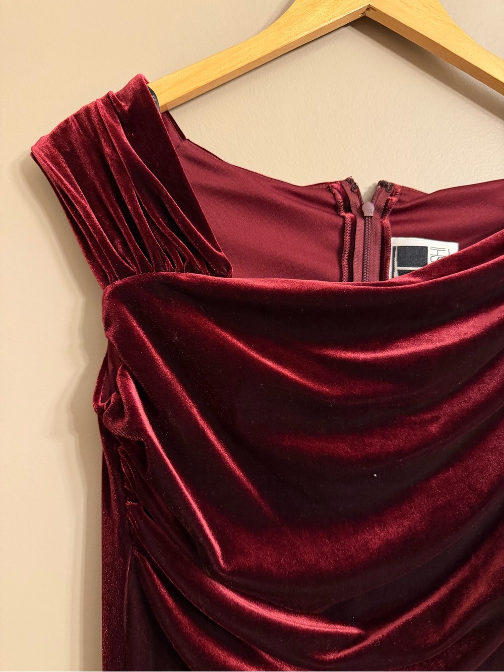 Tadashi Shoji Velvet Asymmetrical Gown Velvet Dress Burgundy X-Large (runs small - Picture 5 of 10